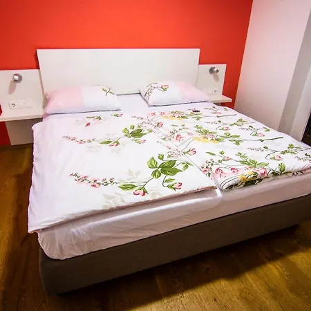 Apartment Apartments&wellness Skok *