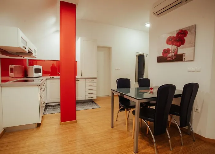 斯阔克康体公寓