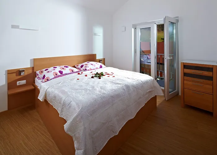 斯阔克康体公寓 *