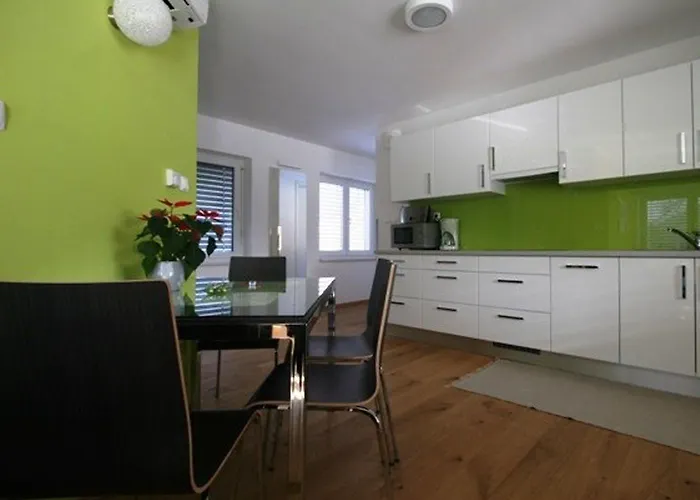 Apartamento & Wellness Skok *