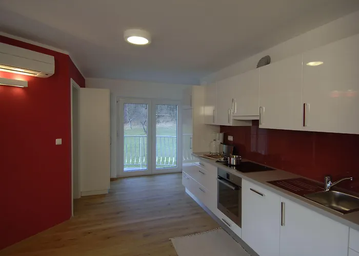 斯阔克康体公寓 *